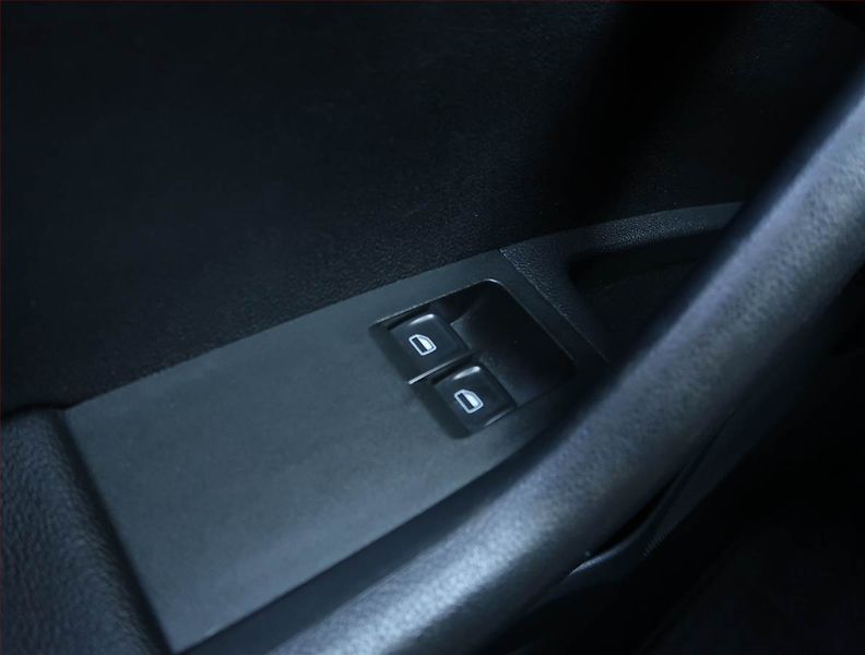 Škoda Octavia (2014) Ambition 1.6 TDI, ČR,1.maj - fotka 16 z 19
