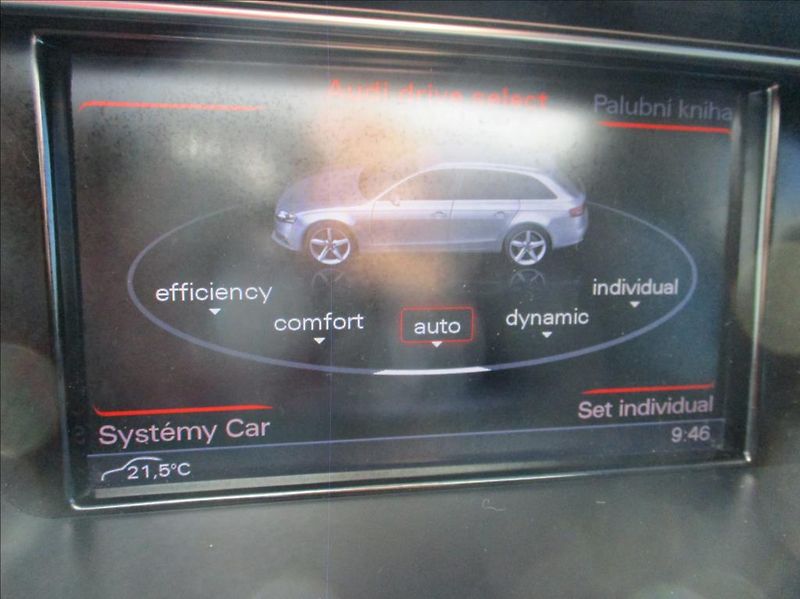Audi A4 Avant 2,0 TDI, quattro, servis - fotka 22 z 45