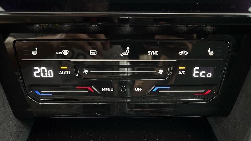 Volkswagen Arteon 1.4 TSI PHEV DSG R-Line Shooti - fotka 13 z 32