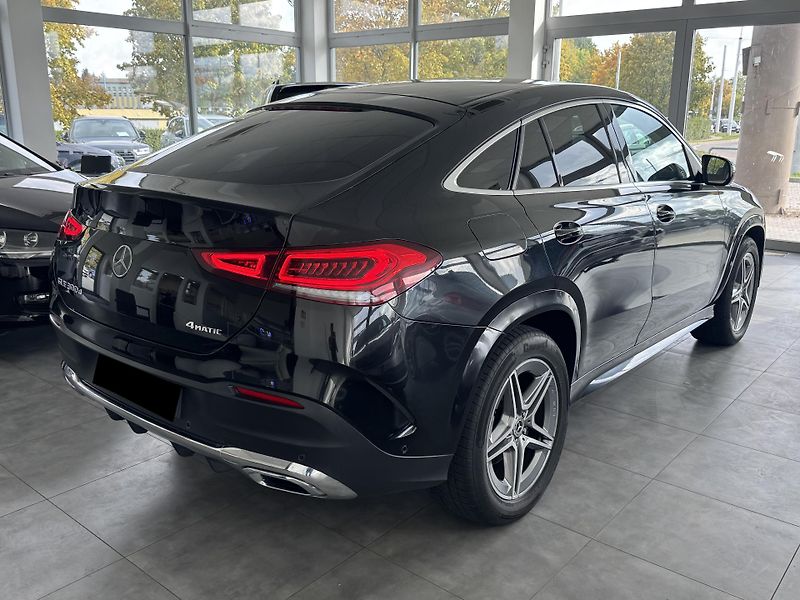 Mercedes-Benz GLE (2022) 300d 4 MATIC AMG  - fotka 7 z 39