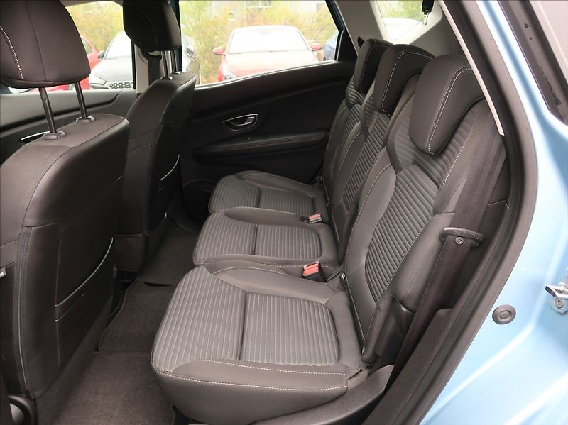 Renault Scénic 1,2 TCe,Navi,tempomat,serv.kn. - fotka 18 z 27