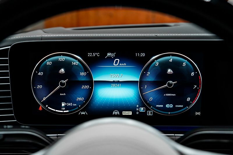 Mercedes-Benz GLS 4MATIC Maybach - fotka 12 z 32