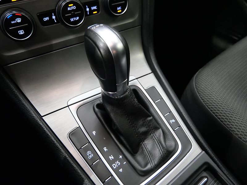 Volkswagen Golf - fotka 18 z 21