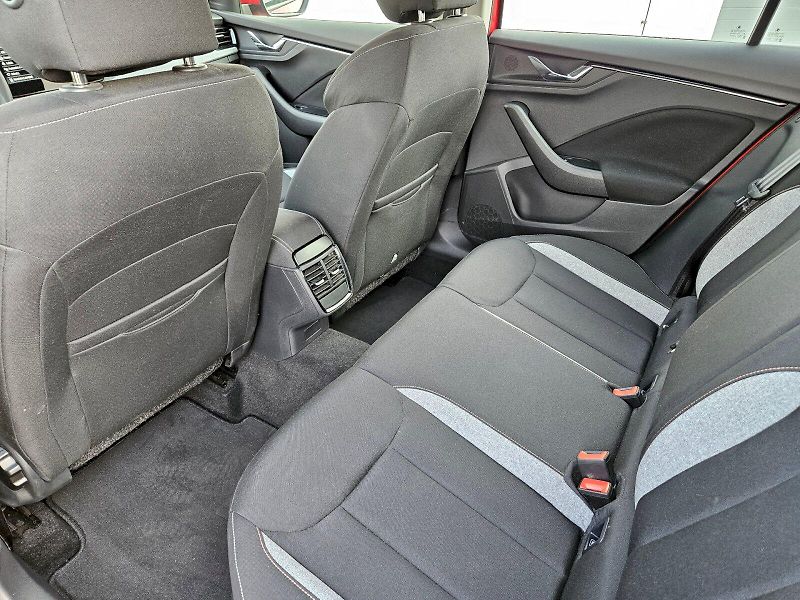 Škoda Kamiq (2024) SELEC TSI 85/1.0 M6F - fotka 14 z 28