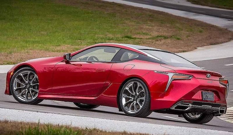 Lexus LC 500.