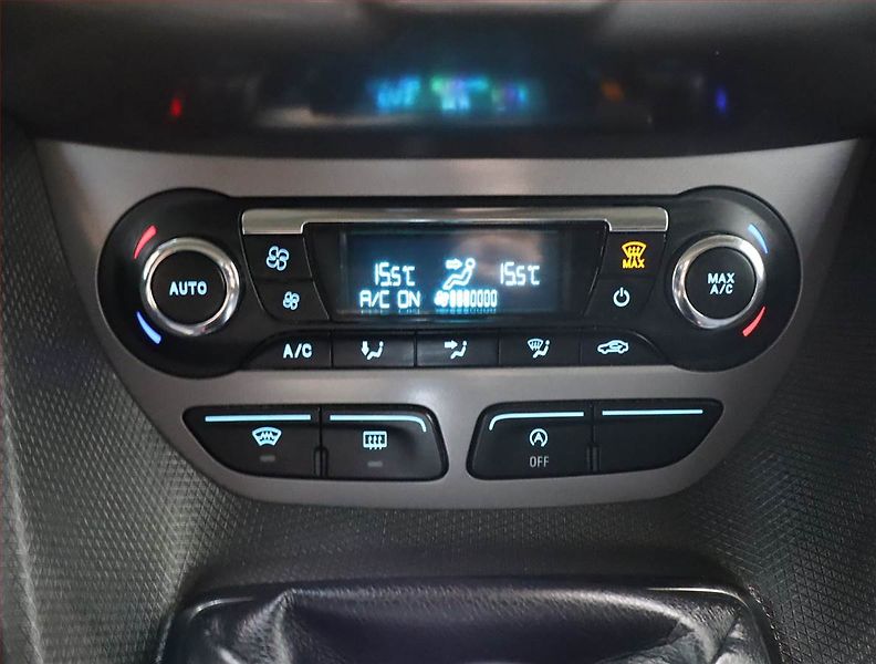 Ford Tourneo Connect (2016) Maxi Trend 1.5 TDCi, 7Míst, ČR - fotka 13 z 19