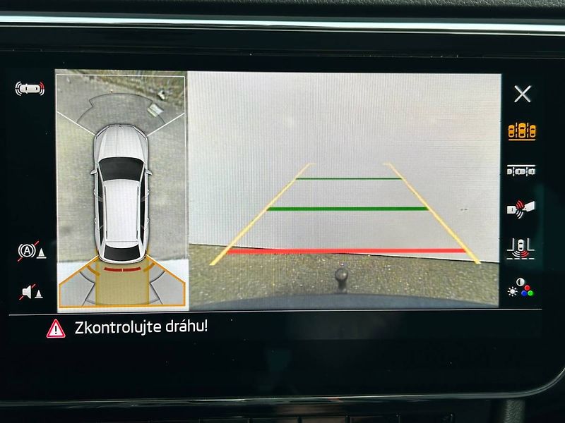 Škoda Superb (2023) 2.0 TDI 110kW Tažné Panorama - fotka 12 z 35