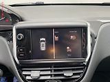 Peugeot 2008 (2017) 1.2 PT, ČR, GT Line - náhled 17