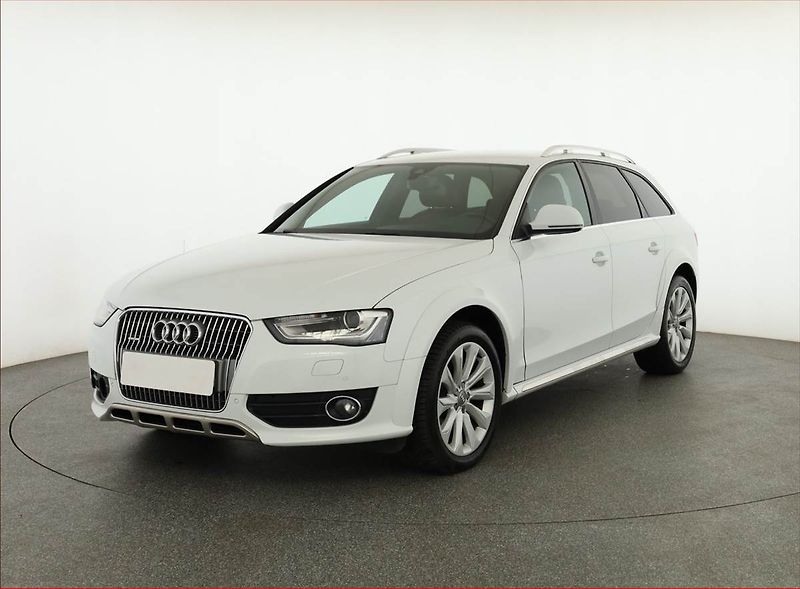 Audi A4 Allroad (2013) 2.0 TDI, 4X4, Automat - fotka 2 z 19