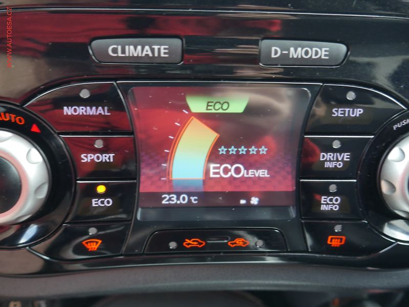 Nissan Juke (2017) 1.6i, ČR, AT - fotka 14 z 22