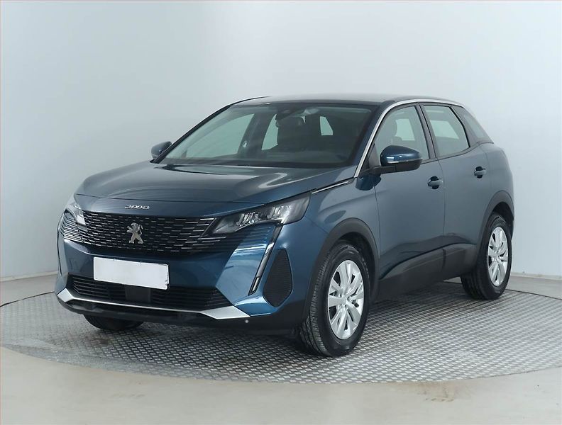 Peugeot 3008 (2021) 1.2 PureTech, Serv.kniha - fotka 2 z 16