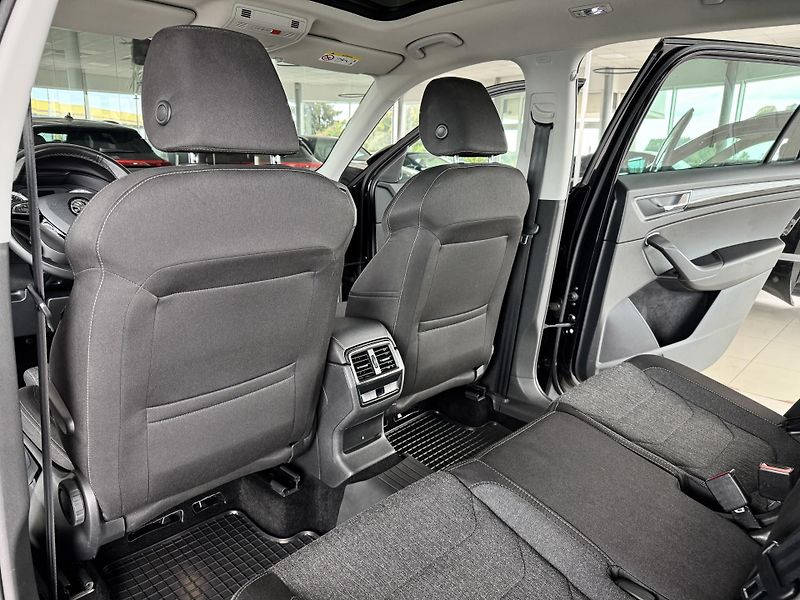 Škoda Kodiaq 1,4TSI DSG*4x4*STYLE*360K*Pano - fotka 17 z 42
