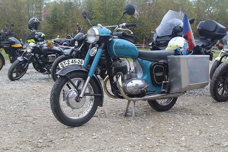 Zakončení motorkářské sezony pod taktovkou Motobobrů ze Strakonic.