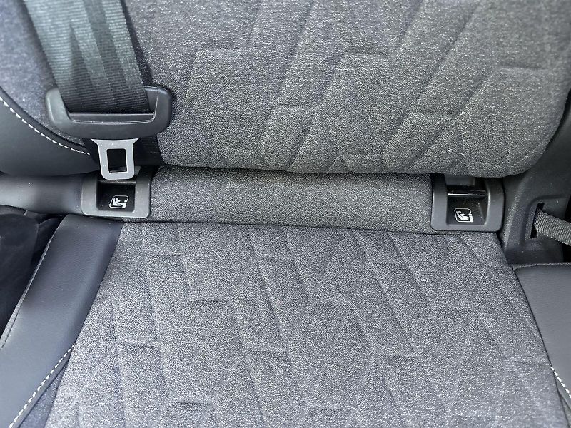Volkswagen Tiguan (2025) 1.5 eTSI DSG People - fotka 24 z 30