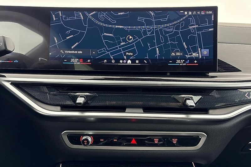 BMW X5 xDrive40d - fotka 17 z 22
