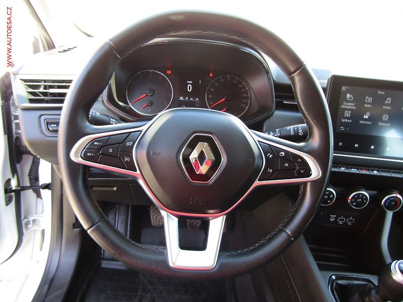 Renault Clio (2022) 1.0 TCe, 1.maj,ČR, LED, AC - fotka 18 z 20