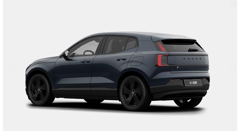 Volvo EX30 (2026) P5 RWD BLACK EDITION PLUS AUT - fotka 3 z 12