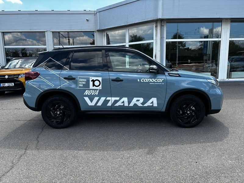 Suzuki Vitara 4x4 Black Edition - fotka 8 z 13