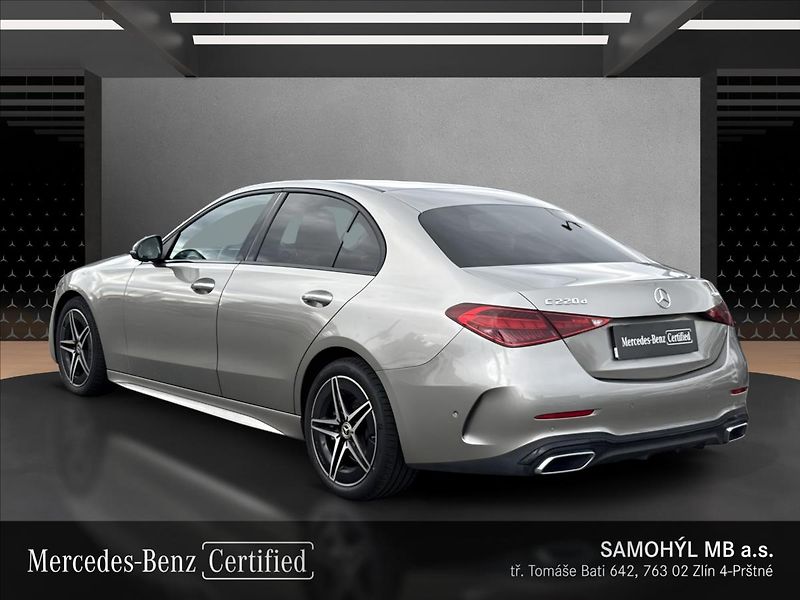 Mercedes-Benz Třídy C C 220d 4MATIC AMG linie - fotka 3 z 13