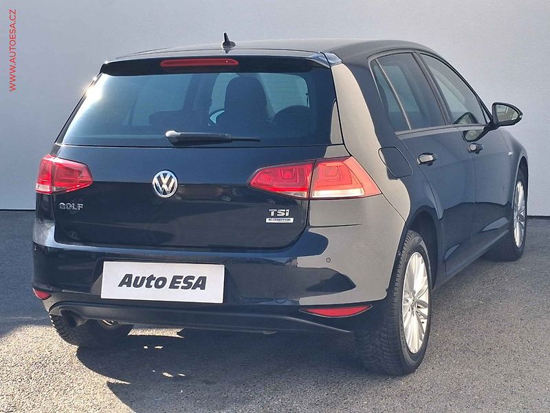 Volkswagen Golf (2014) 1.2 TSi, CUP, nez.topení - fotka 4 z 15