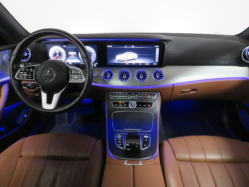 Mercedes-Benz Třídy E - fotka 5 z 27