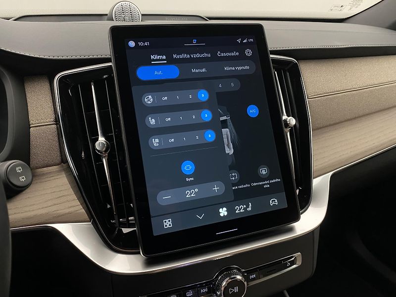 Volvo XC90 (2026) T8 AWD Plug-in DARK PLUS 7m - fotka 45 z 78