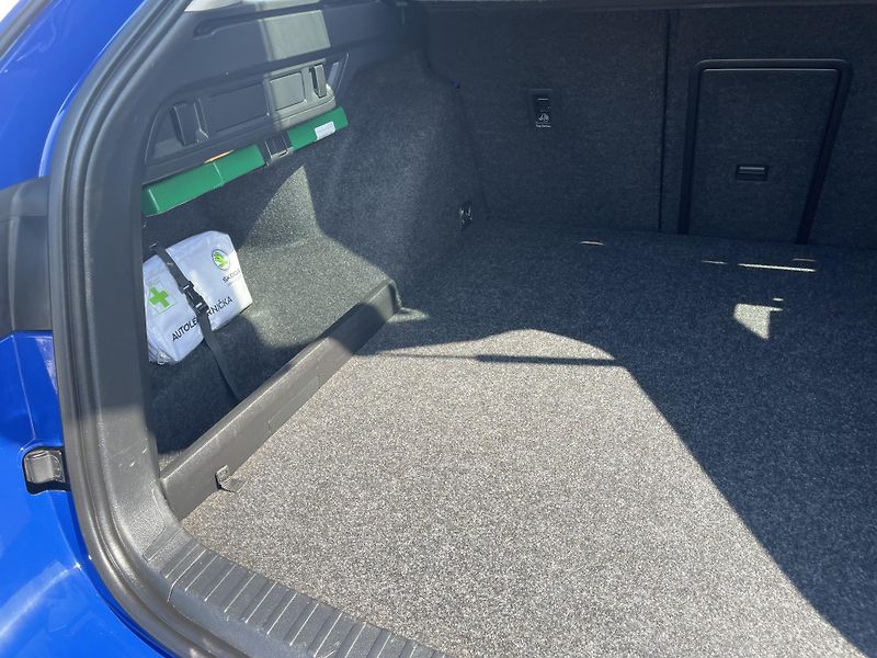 Škoda Octavia 1.5TSi DSG NEHAVAROVÁNO-DPH-ČR - fotka 27 z 46