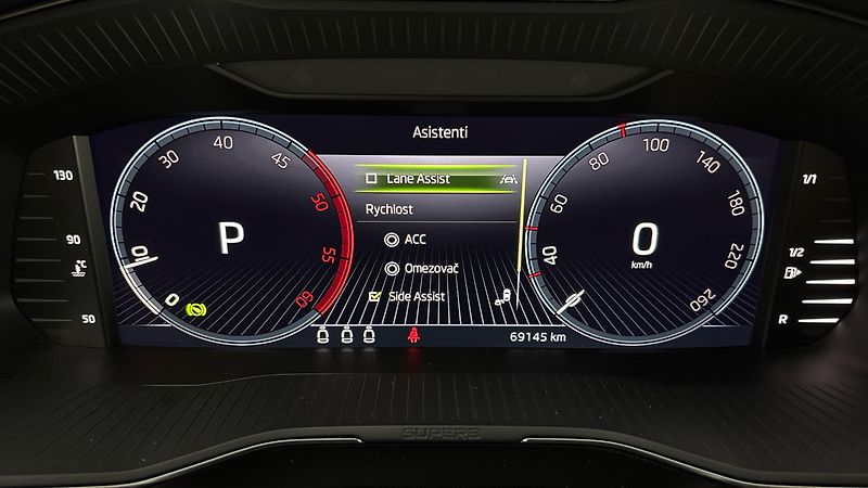 Škoda Superb 2.0 TDI L&K DSG 4x4 - fotka 10 z 35