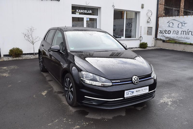 Volkswagen Golf (2019) 1.5TSI 96kw IQ.DRIVE NAVI ACC  - fotka 5 z 50