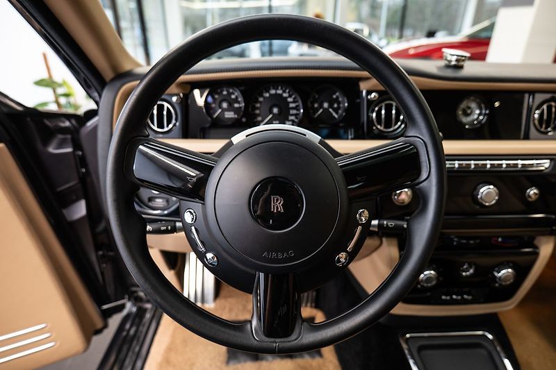 Rolls-Royce Phantom 360/Vyhřívaná sedadla - fotka 6 z 29