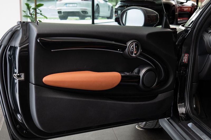 Mini Cooper S - fotka 7 z 21