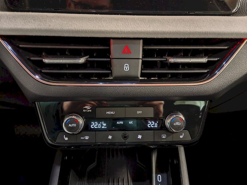 Škoda Kamiq (2025) 1.5 TSI 110 kW DSG Top Selecti - fotka 15 z 26