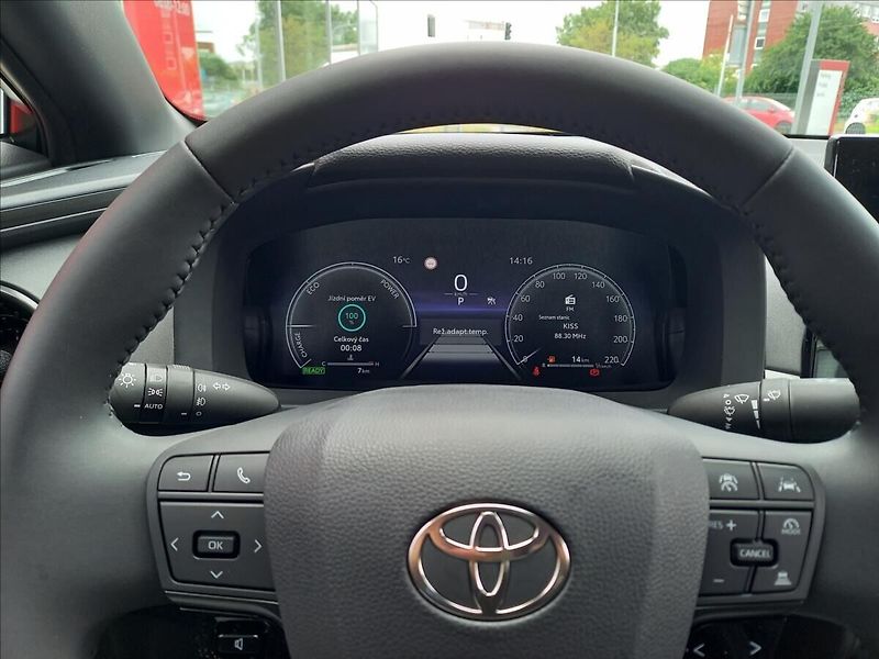 Toyota C-HR 1,8 Comfort - fotka 14 z 15