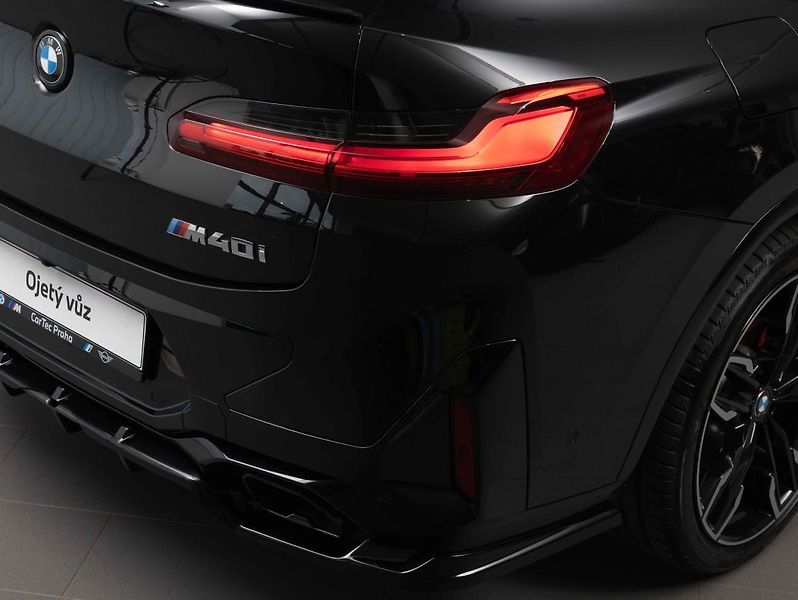 BMW X4 M40i - fotka 9 z 23