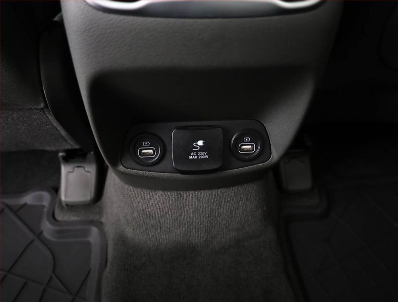 Hyundai Santa Fe (2021) 2.2 CRDi - fotka 19 z 21