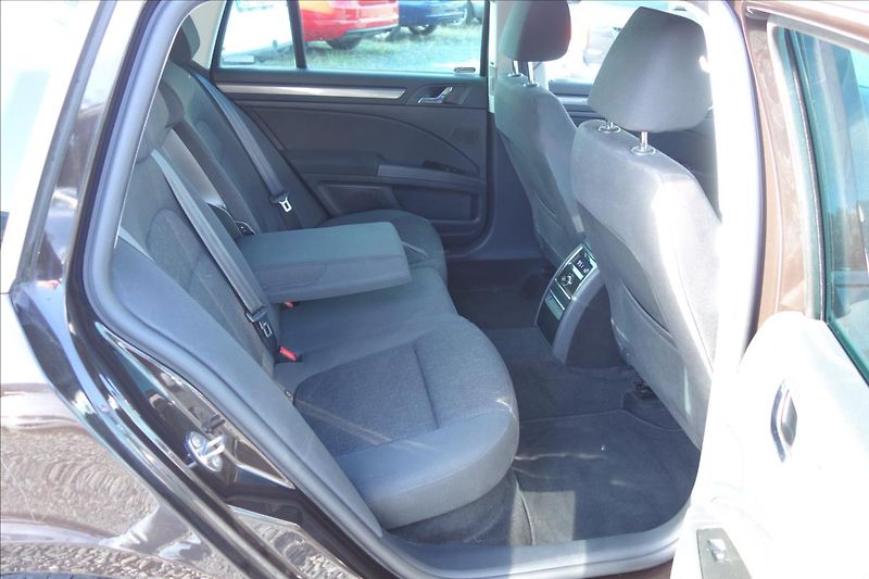 Škoda Superb 2,0 TDi 103KW,ČR,ACTIVE,4x4. - fotka 14 z 35