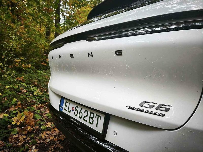 Xpeng G6.
