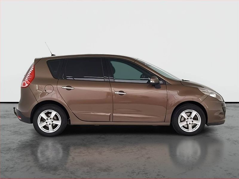 Renault Scénic (2009) 1.4 TCe, po STK, Tažné - fotka 6 z 23