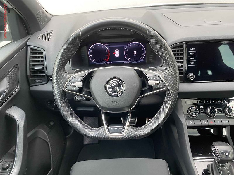 Škoda Karoq (2021) 1.5 TSi, SportLine, DSG - fotka 11 z 19