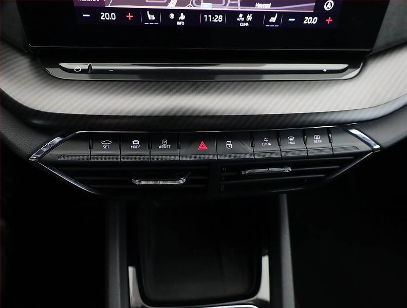 Škoda Octavia (2021) RS 2.0 TSI - fotka 11 z 21