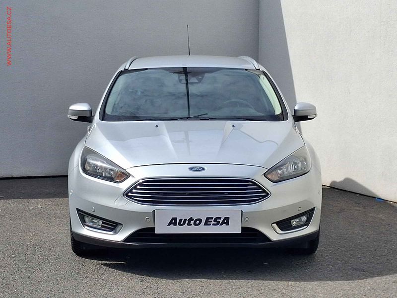 Ford Focus (2016) 1.5TDCI, ČR, servis.kniha, AC - fotka 2 z 18