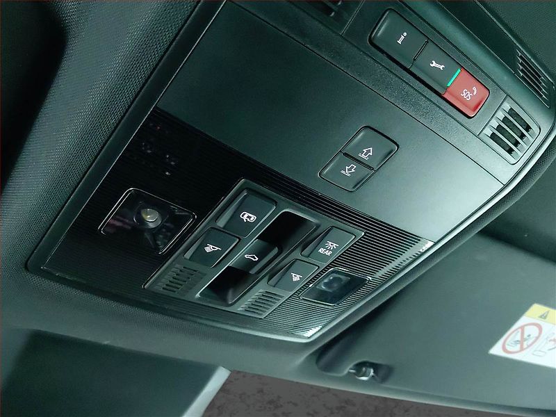 Škoda Kodiaq (2022) Sportline 1.5 TSI - fotka 23 z 25