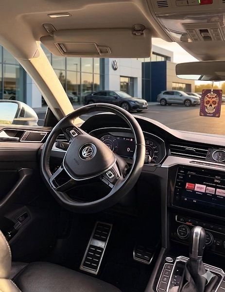 Volkswagen Arteon (2018) DSG 4x4 DPH Tažné DCC WEB - fotka 9 z 19