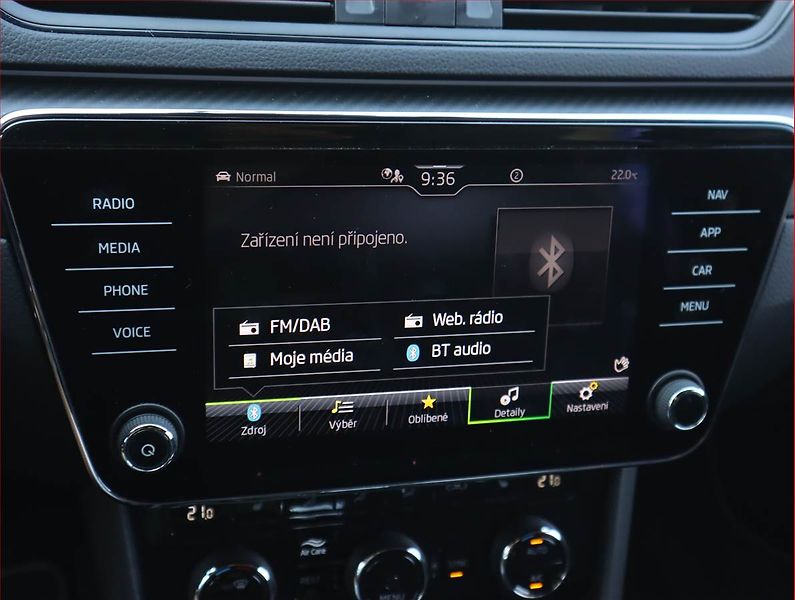Škoda Superb (2022) Sportline 2.0 TDI - fotka 19 z 21