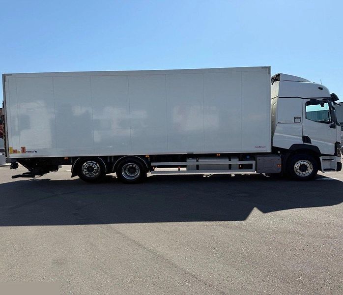 Renault Trucks T (2020) 440 6x2 chlaďák EURO 6 - fotka 7 z 20