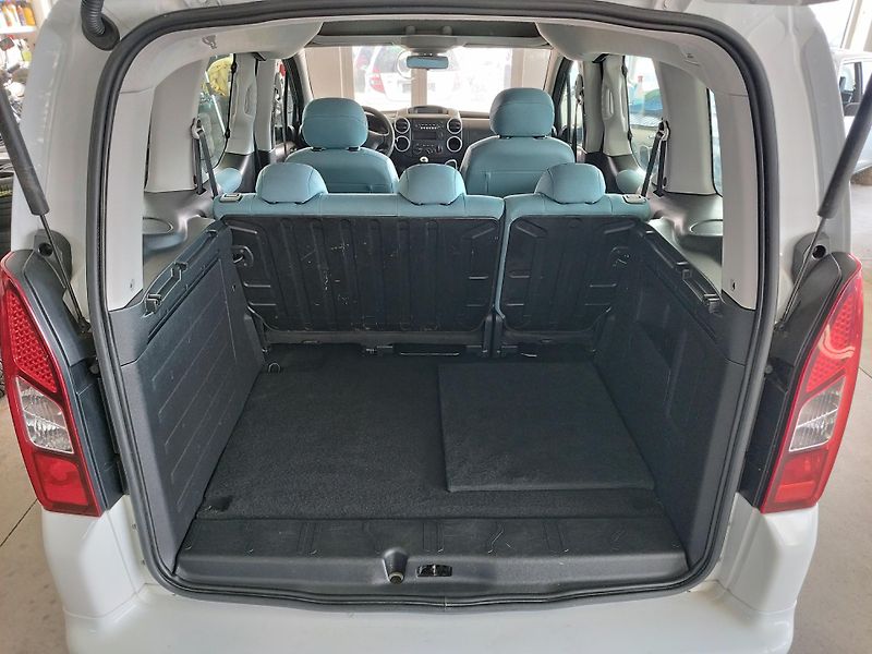 Citroën Berlingo (2014) 1,6i,88KW,LED,KLIMA,SERVISKA - fotka 9 z 26