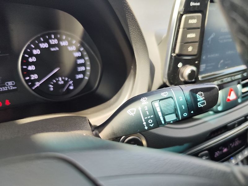 Hyundai i30 1.5 T-GDI/117kW Smart - fotka 26 z 31
