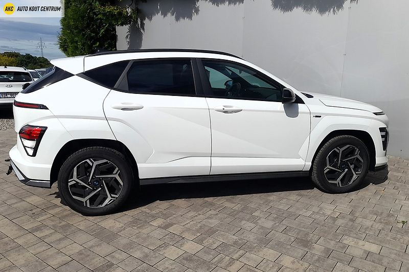 Hyundai Kona (2025) 27 1,6 T-GDI MT N LINE - fotka 9 z 11