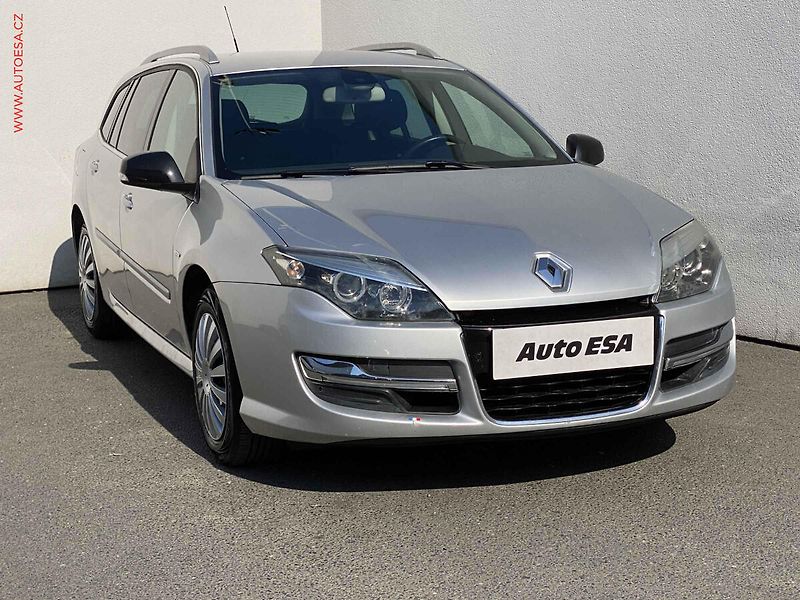 Renault Laguna (2015) 2.0dCi, Navi, park.čidla - fotka 1 z 19
