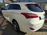 Hyundai i30 1.6-DPH-PĚKNÝ STAV-AUT.KLIMA - náhled 14